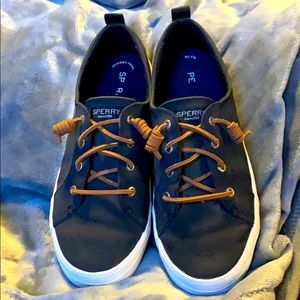 Navy blue Sperry shoes